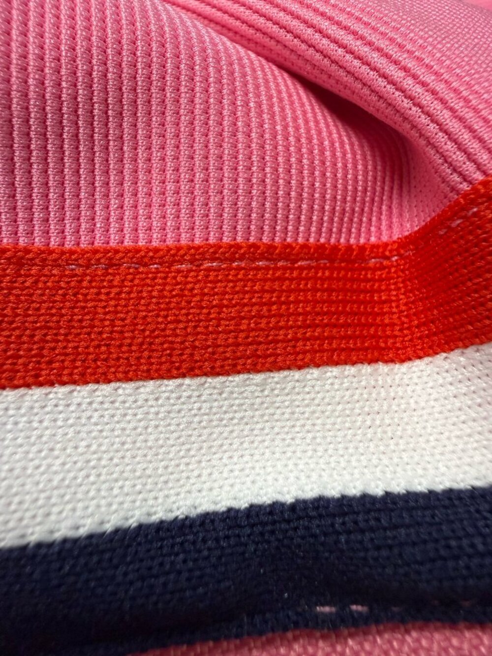SMALL Pink Shorts Set - Picture 2 of 3